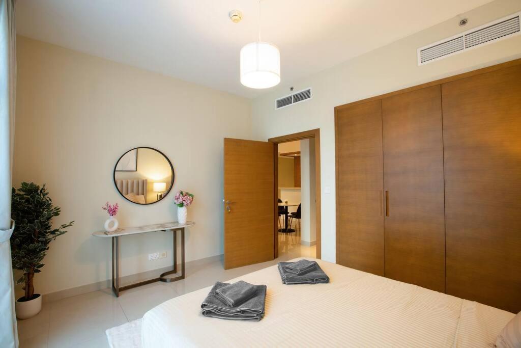 Lux 1Br 2 Min To Burj Khalifa Apartment Dubai Bagian luar foto